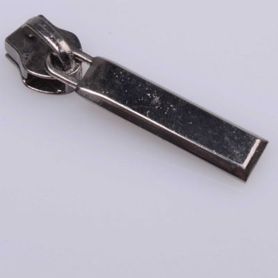 Zipper Pull