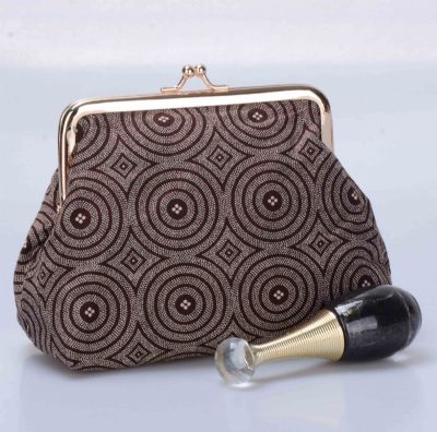 Clip Cosmetic Purse