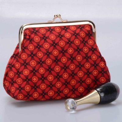 Clip Cosmetic Purse